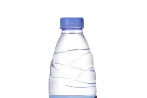 景田矿泉水png