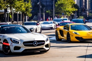  mclaren 汽车 跑车 黄色 道路 4k壁纸 3840x2160