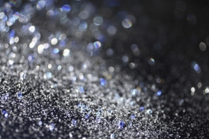 灰色天空碎了满地