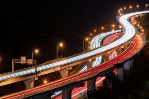 立交桥 道路 灯光 夜晚 长曝光 4k壁纸 3840x2160