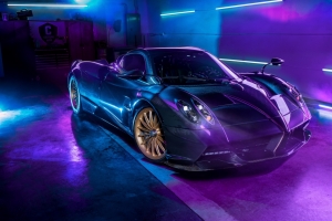 帕加尼Pagani Huayra Roadster 超酷跑车5k电脑壁纸