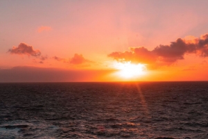 日落 太阳 大海 石头 地平线 4k壁纸 3840x2160