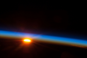 黎明 太阳 地球 NASA 太平洋 星空 4K壁纸