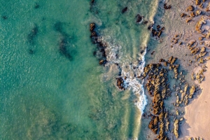 海岸 岩石 鸟瞰图 大海 海滩 4k壁纸 3840x2160