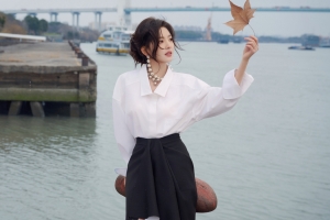 江边白色衬衫美女章若楠 4k车机高清美女壁纸全面屏