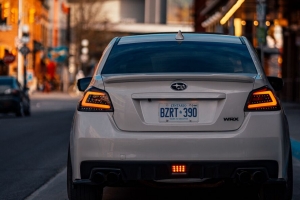  subaru wrx subaru 汽车 跑车 后视 4k壁纸 3840x2160