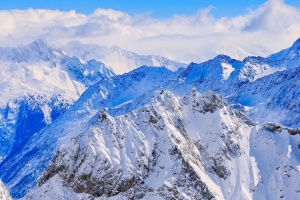 山脉 山峰 被雪覆盖 雪 4k壁纸 3840x2160