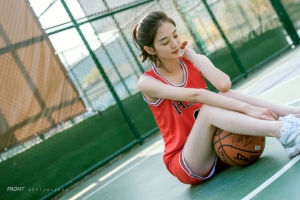 篮球服美女4k壁纸