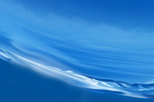 蓝色水背景