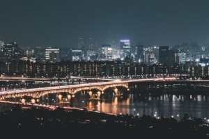 夜城 鸟瞰图 城市灯光 道路 照明 4k壁纸 3840x2160
