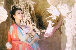王楚然敦煌神女4K高清壁纸3840x2560
