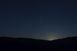夜晚 树木 星空 黑暗 4k壁纸 3840x2160