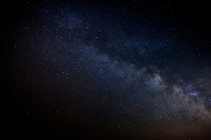 夜晚星空风景3840x2160壁纸