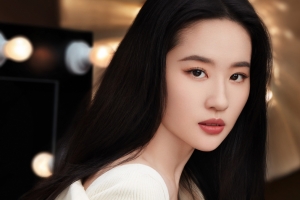 长发高颜值高清美女刘亦菲4k壁纸3840x2160