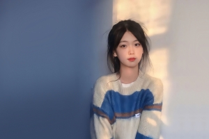 午后 角落 女孩 毛衣 AI美女 4K壁纸