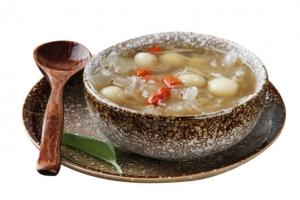 即食银耳甜羹