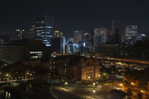 建筑 灯光 灯笼 道路 夜晚 城市 4k壁纸 3840x2160