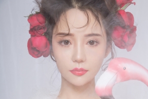 可欣 玫瑰花 唯美美女4k壁纸