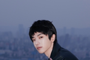 华晨宇 3k 全面屏 手机壁纸