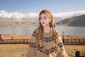 麻花辫女孩白鹿4K电脑壁纸