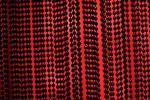 珠帘 黑色 红色 4k壁纸 3840x2160