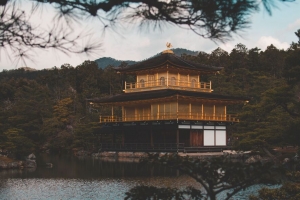 宝塔 建筑 寺庙 河流 自然 4k壁纸 3840x2160