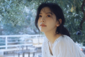 清新 养眼美女 章若楠 4K电脑壁纸 3840x2400