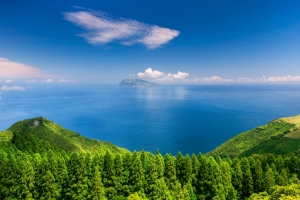 海 云 天空 树木 地平线 远景 岛屿 海岸 4K风景壁纸 3840x2160