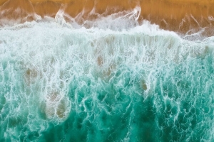 大海 海滩 鸟瞰图 海浪 水 4k壁纸 3840x2160