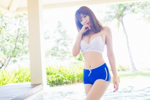 比基尼美女 性感身材 蓝色短裤 程小烦不烦4K壁纸