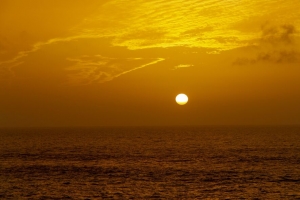 大海 地平线 太阳 深色 4k壁纸 3840x2160