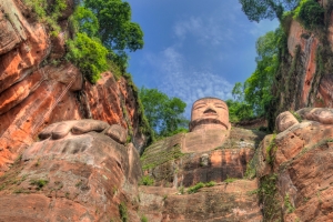 乐山大佛4K风景壁纸3840x2160