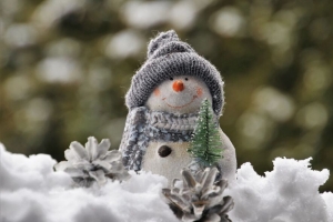 雪人 雪 小雕像 玩具 新年 圣诞 4k壁纸 3840x2160