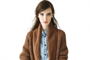 年轻复古女性包包针织衫高清PNG免扣设计素材免费下载