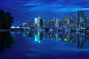 温哥华市中心夜景4K壁纸 3840x2160