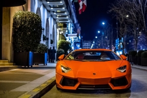 兰博基尼aventador 兰博基尼 汽车 橙色 正面 4k壁纸 3840x2160