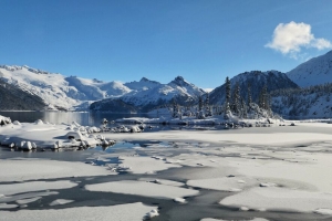 湖泊 山脉 冰 雪 冬天 风景 4k壁纸 3840x2160