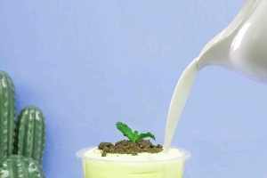 简约冰冻冷饮奶茶海报