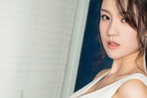 克拉女神-宋黛4k美女壁纸