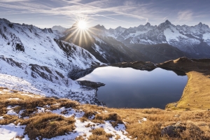 心湖（Heart Lake）4k风景壁纸