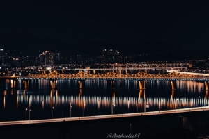桥梁 背光 水 反射 夜晚 深色 4k壁纸 3840x2160