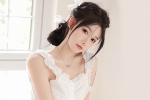 4k 清纯 可爱 美女 白色衣服 好看 电脑壁纸