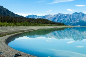 加拿大育空地区山水湖泊3440x1440风景壁纸