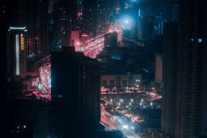 城市 夜晚 鸟瞰图 建筑物 灯光 深色 4k壁纸 3840x2160
