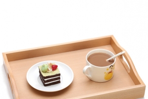 托盘里的食物