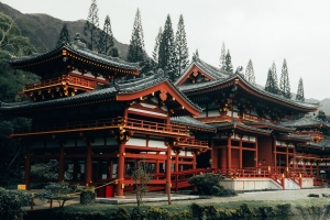 宝塔 建筑 湖泊 树 花 4k壁纸 3840x2160