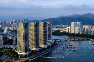 城市 建筑物 鸟瞰图 摩天大楼 河流 4k壁纸 3840x2160