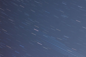 天空 卫星 星星 长曝光 4k壁纸 3840x2160