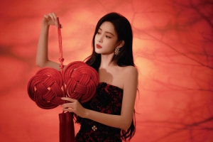 孟子义开工红裙美女平板桌面壁纸
