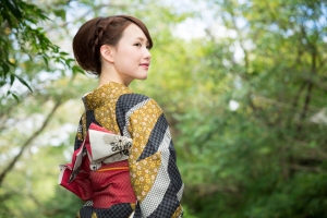 女孩 和服 微笑 自然美丽的女孩 日本和服美女5K壁纸